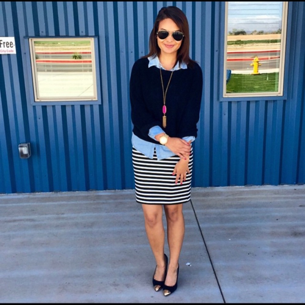 Black and White Stripe Pencil Skirt